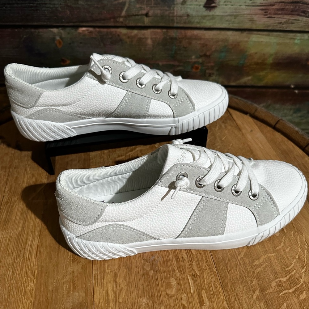 🤍 Blowfish Malibu “Miami” Sneakers – White & Gray – Size 7.5 🤍
